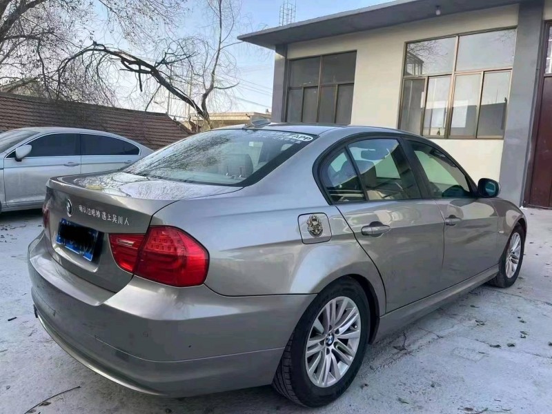 北京11年宝马3系5