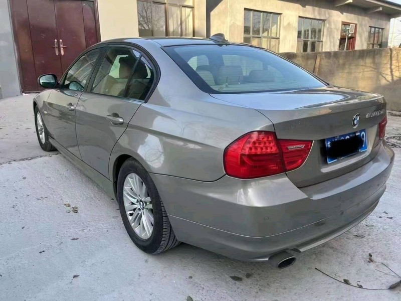 北京11年宝马3系6