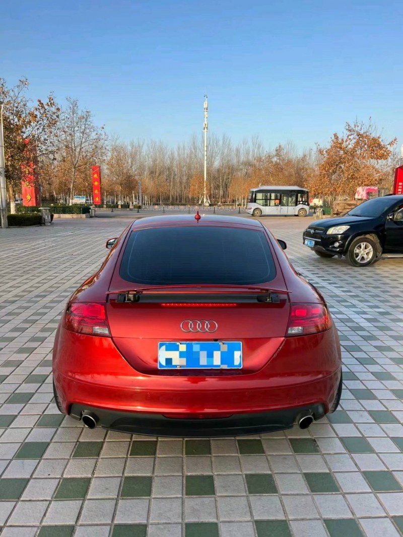 北京13年奥迪TT4