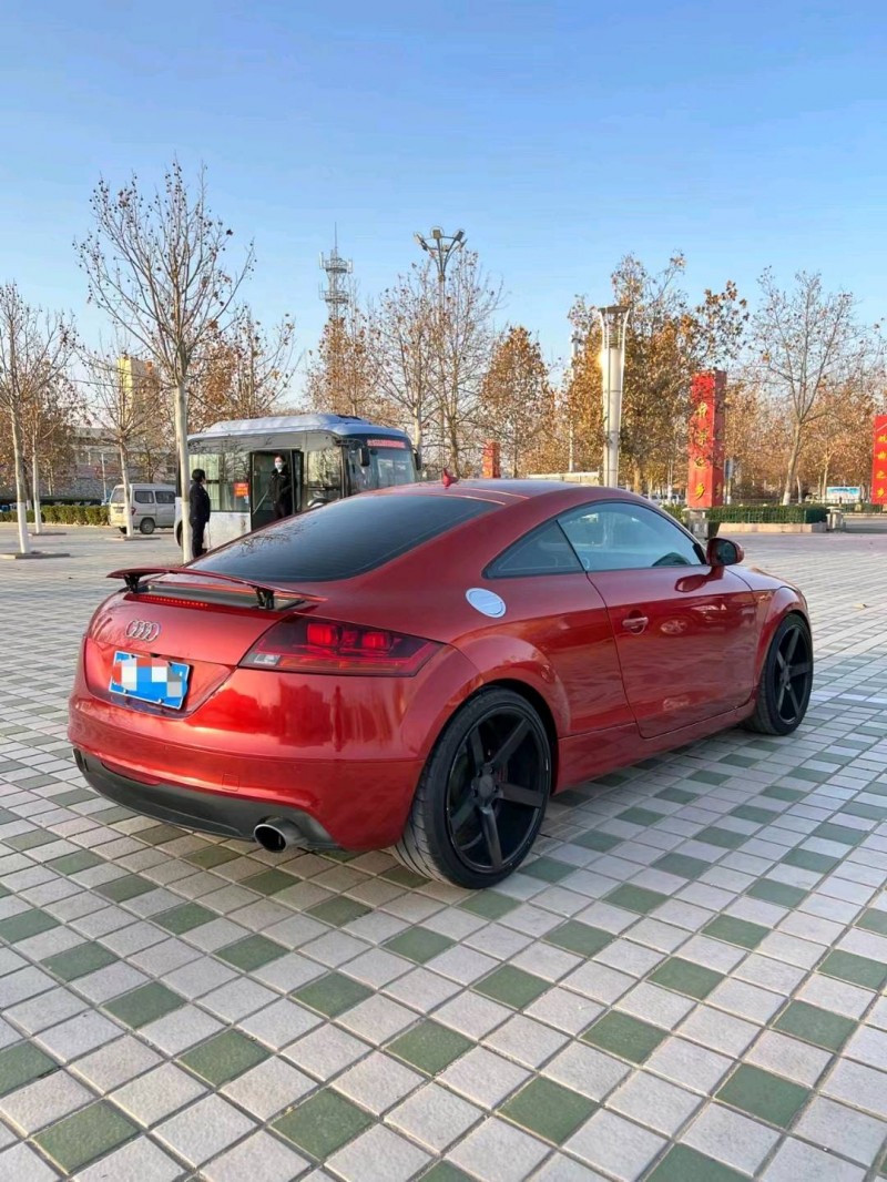 北京13年奥迪TT2