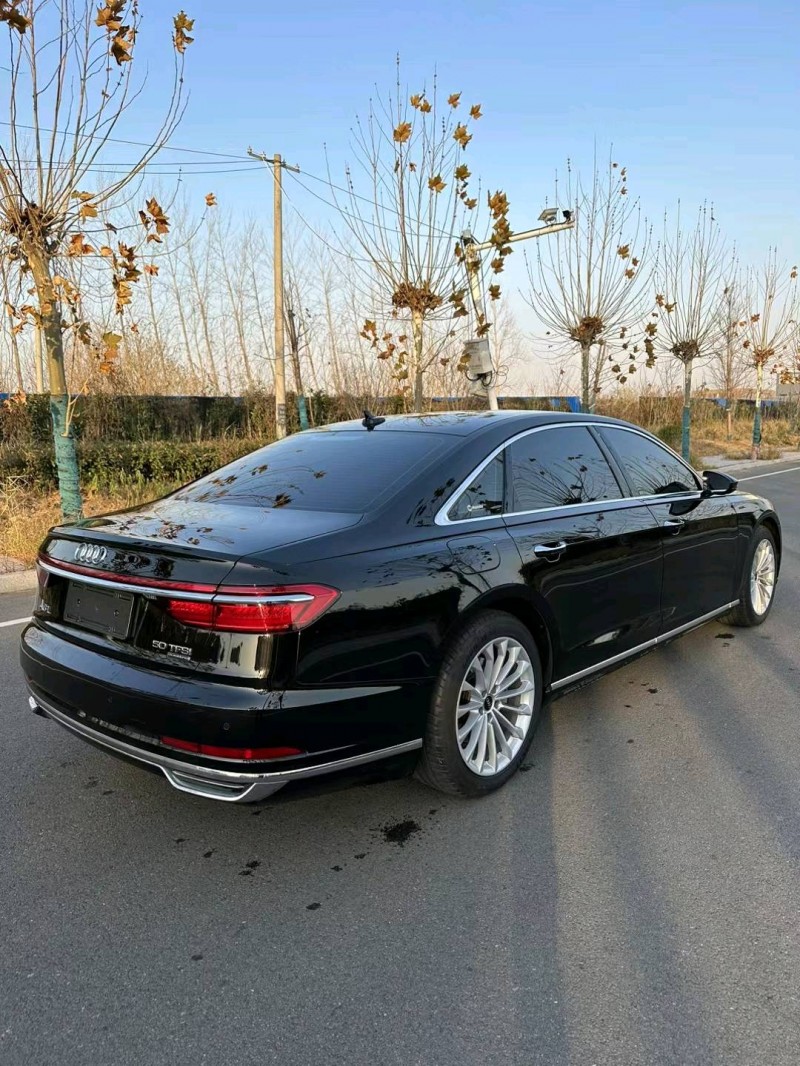 徐州22年奥迪A8L6