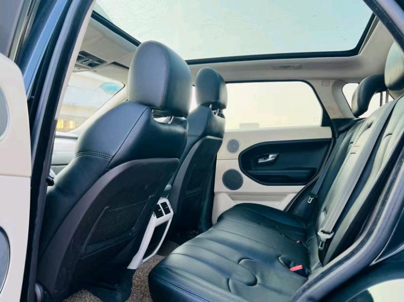 东莞12年路虎极光5