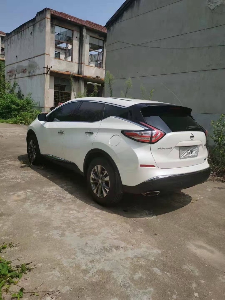 北京18年日产楼兰5