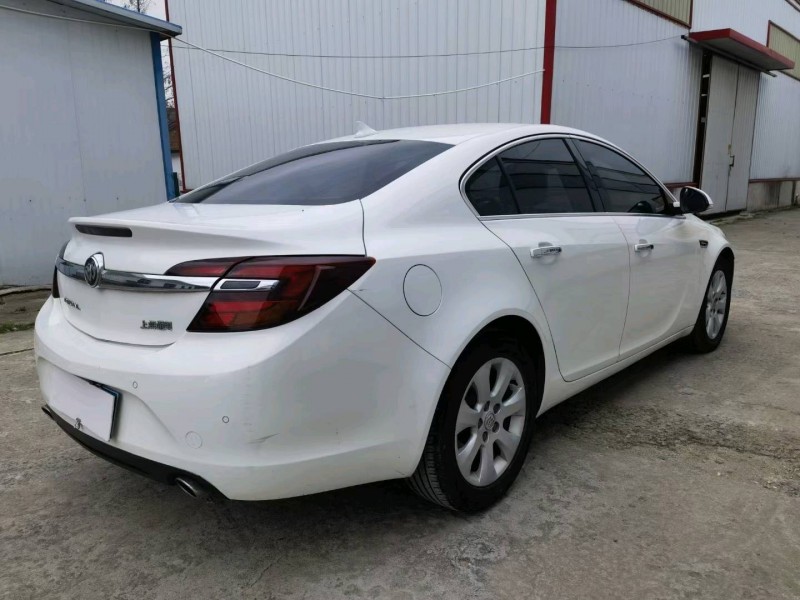 徐州14年别克君威7