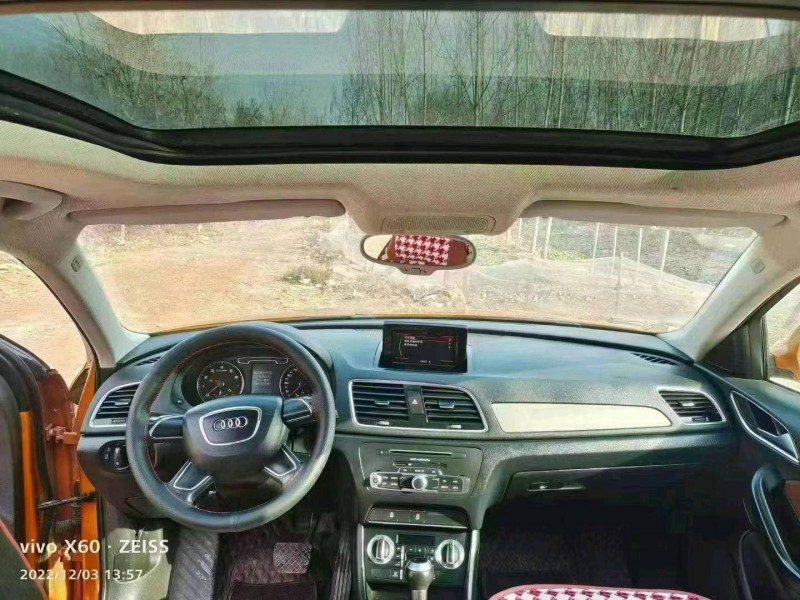 济宁14年奥迪Q36