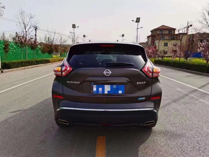 北京17年日产楼兰5