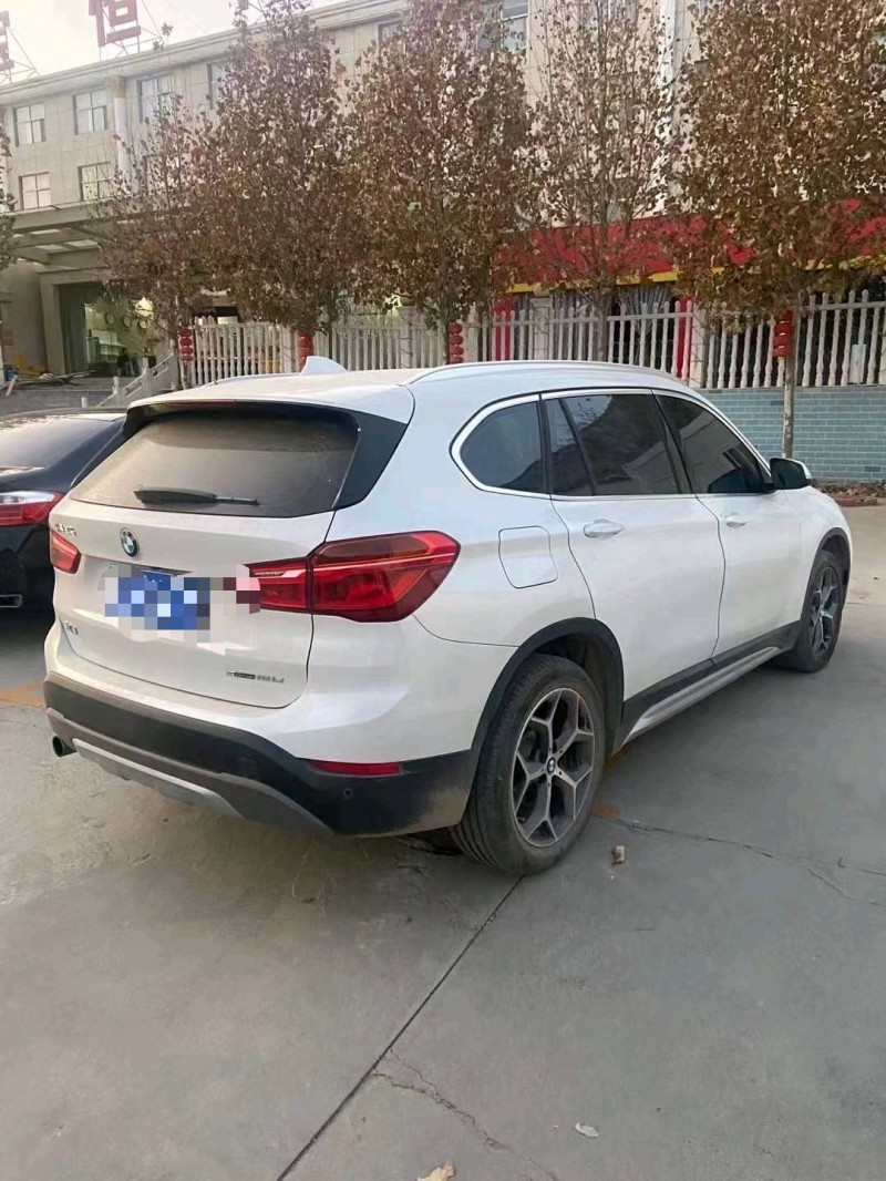 济宁19年宝马X13