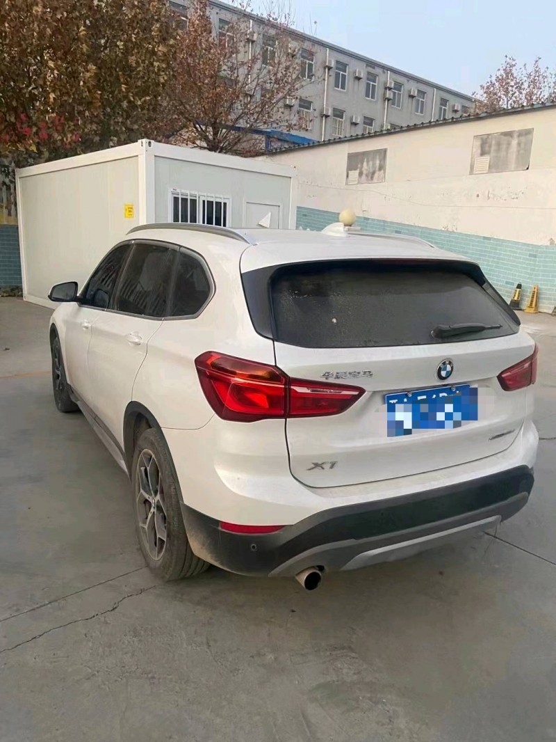 济宁19年宝马X12