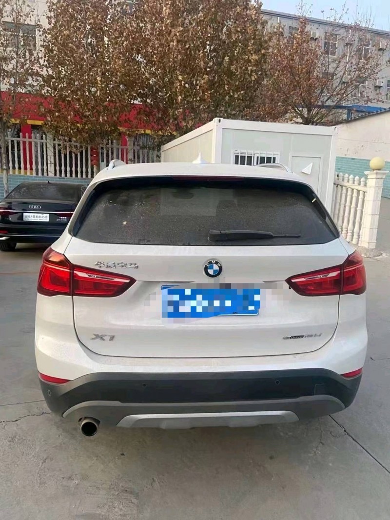 济宁19年宝马X11