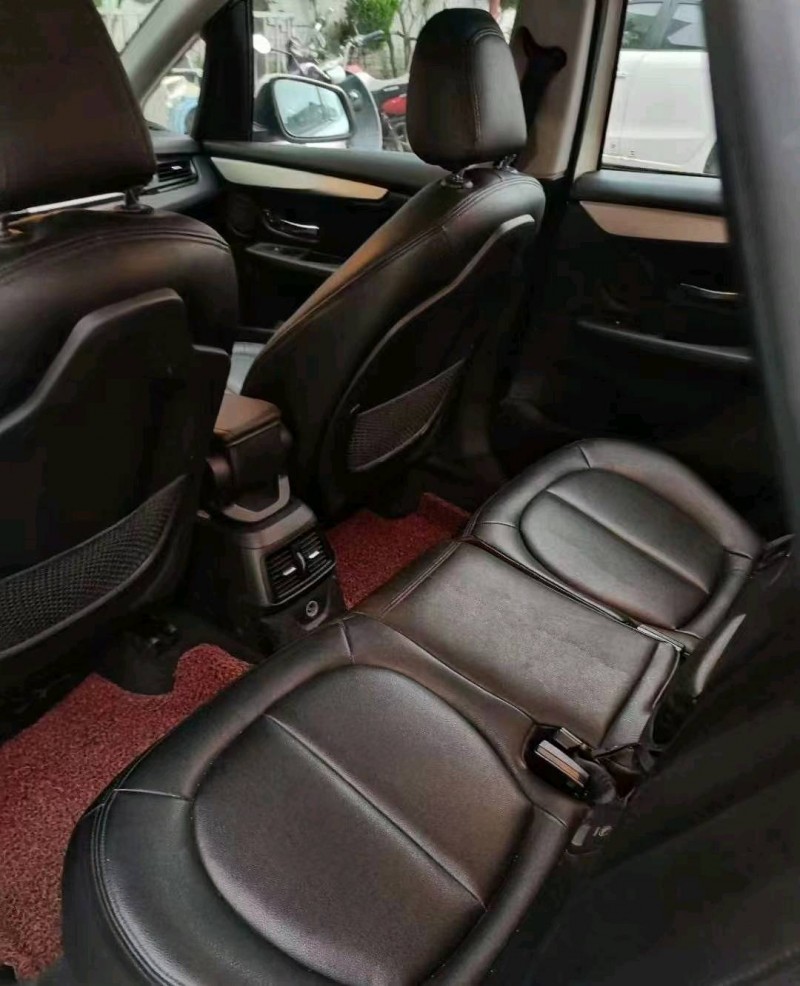 济宁16年宝马2系5