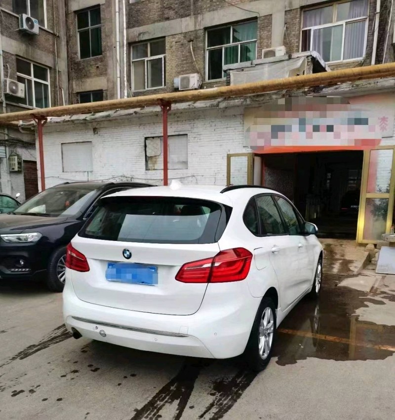 济宁16年宝马2系6