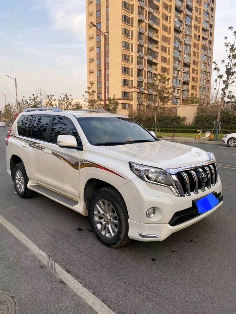 淮南16年丰田普拉多7
