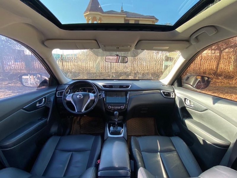 沈阳14年日产奇骏9