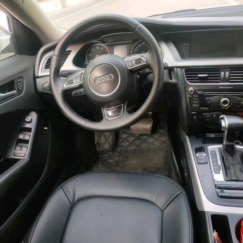 济宁14年奥迪A4L5