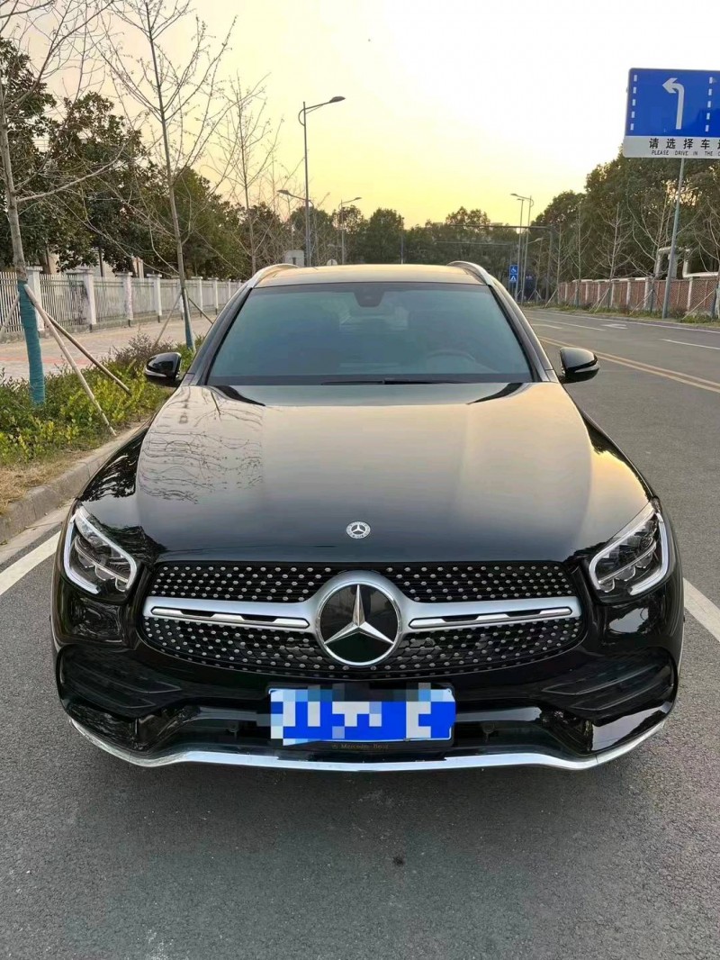 常州19年奔驰GLC1
