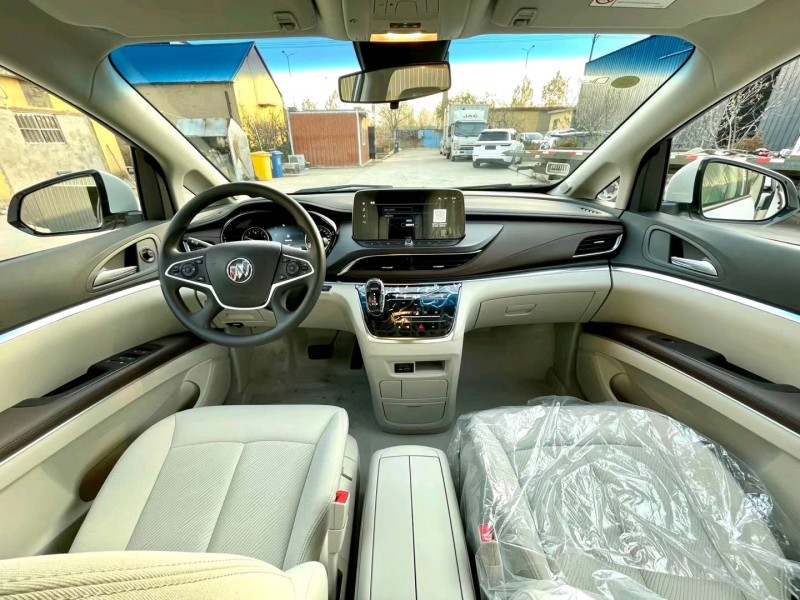 临沂22年别克GL84