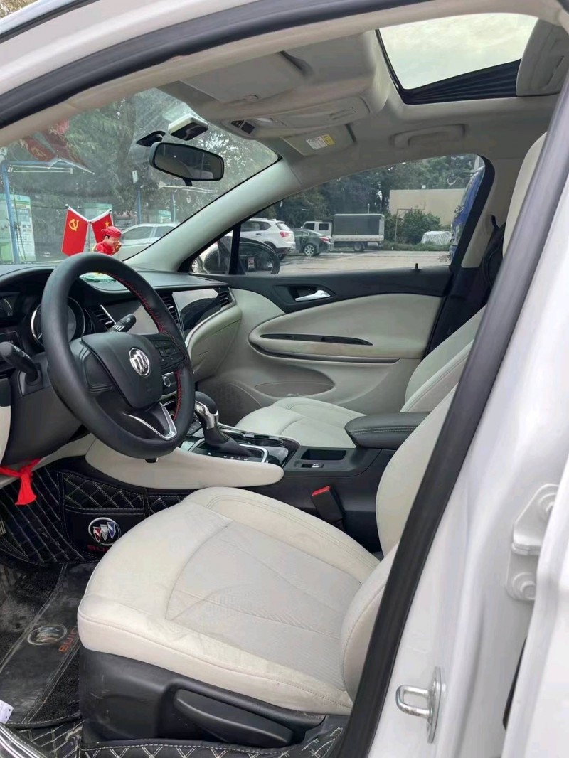 广州22年别克威朗4