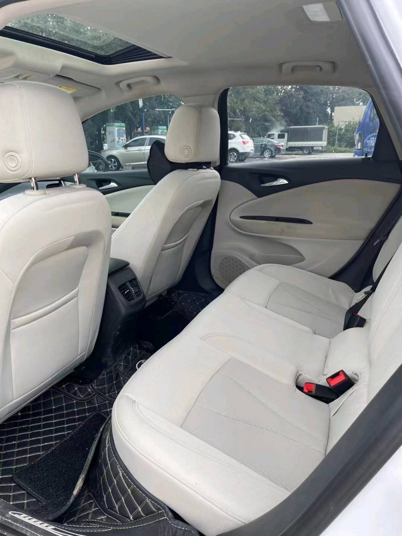 广州22年别克威朗5