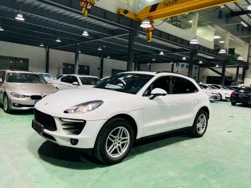东莞17年保时捷Macan2