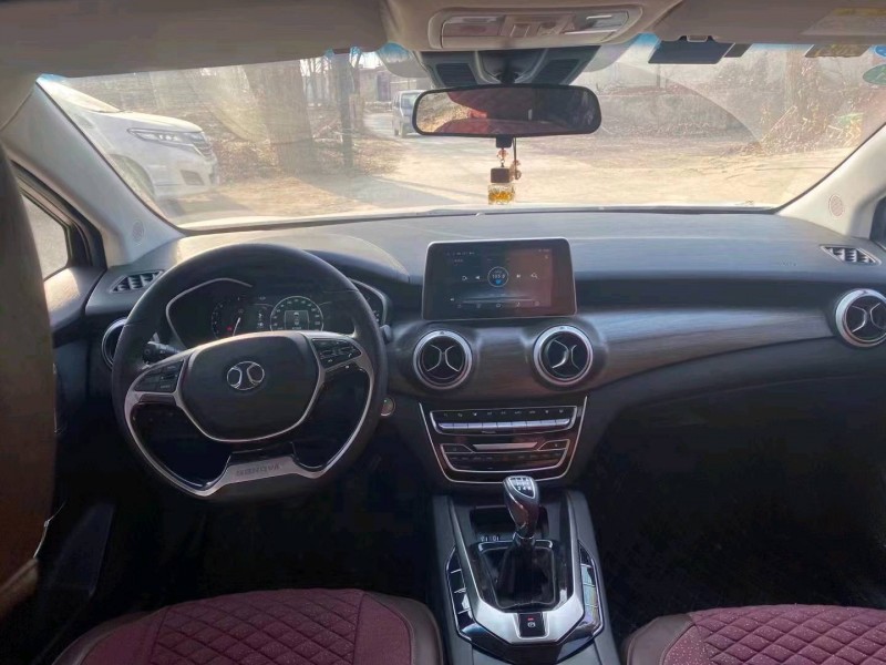 邯郸19年北汽绅宝D508