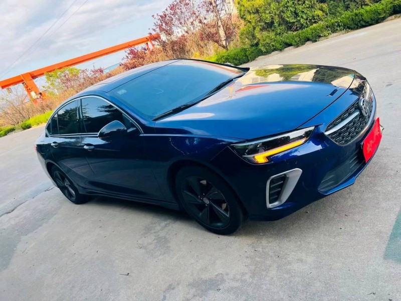 烟台21年别克君威2