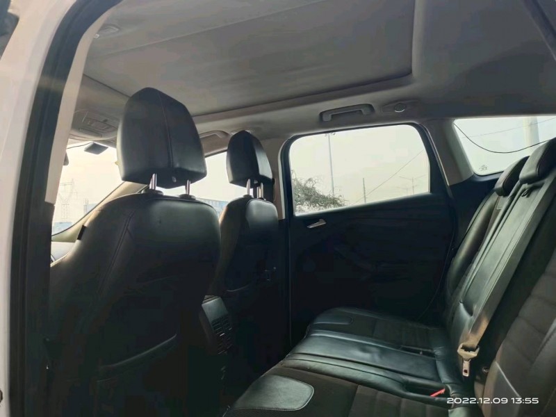 保定15年福特翼虎8