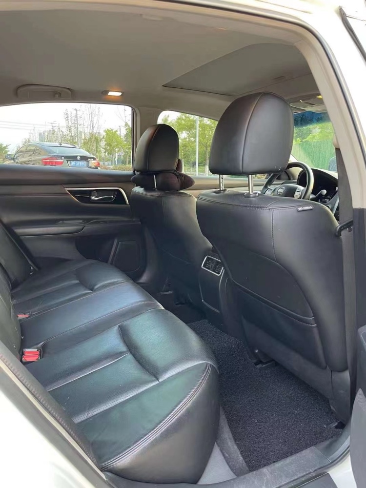 徐州18年日产天籁9