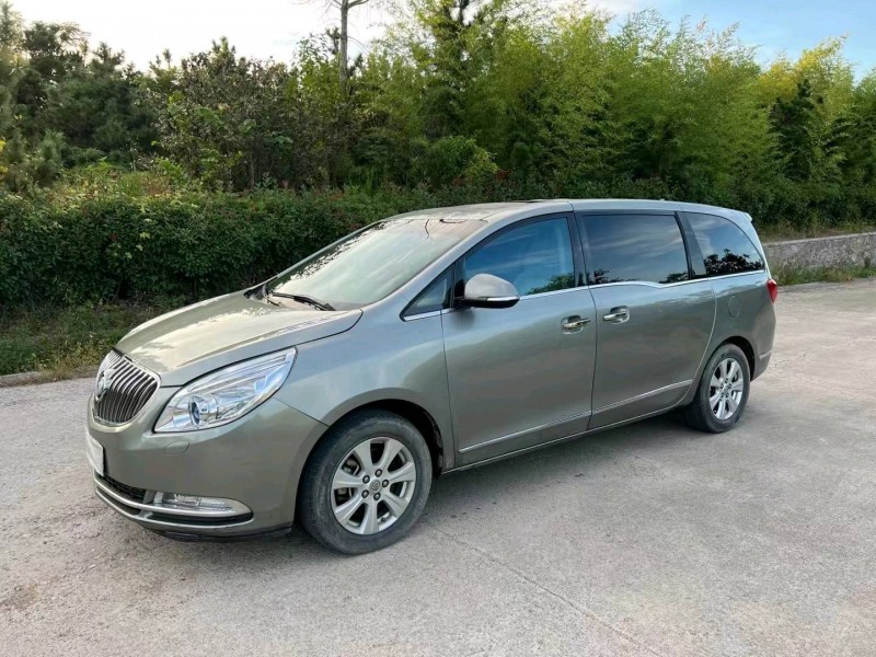 青岛15年别克GL86