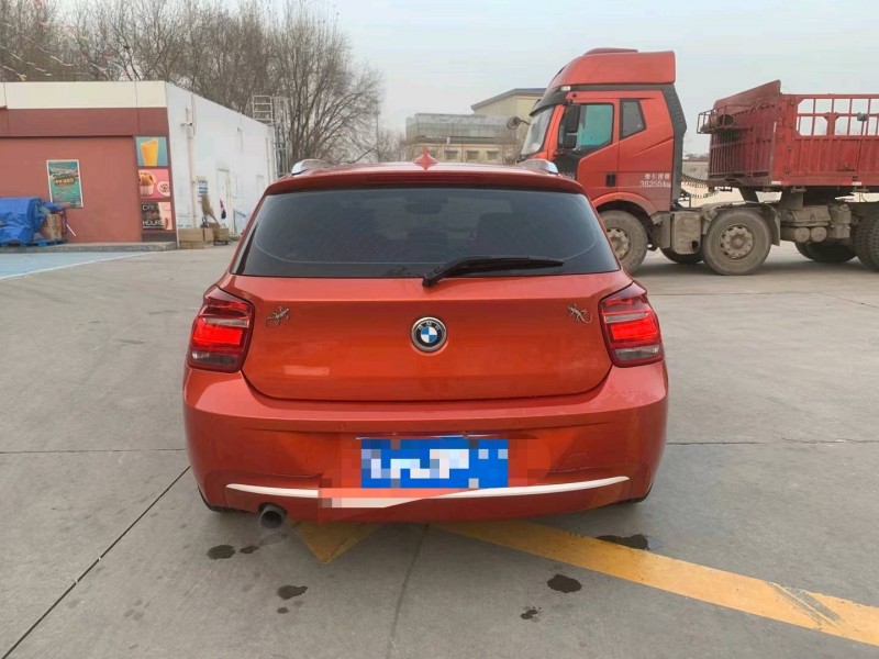 保定14年宝马1系8