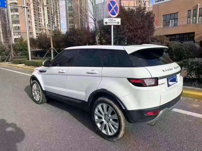 东营17年路虎极光4