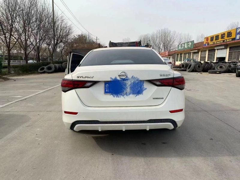 烟台20年日产轩逸4