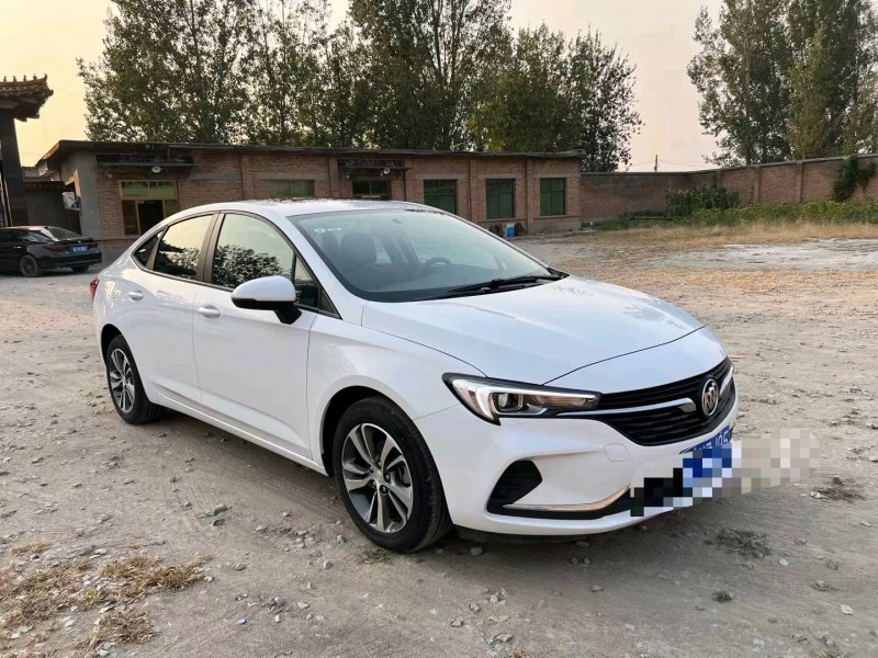 保定22年别克威朗8