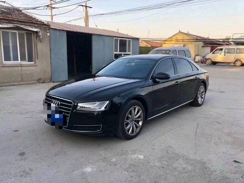天津17年奧迪A8L3