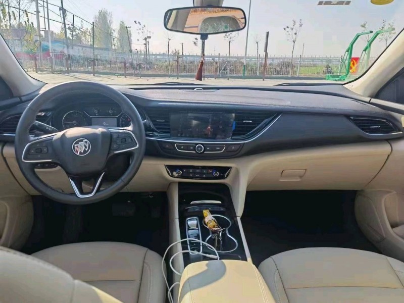 邢台22年别克君威5