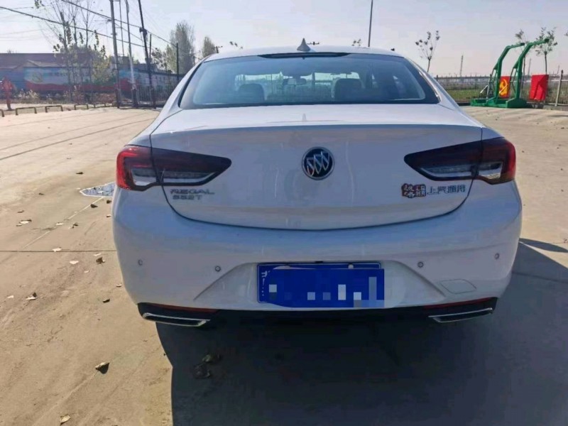 邢台22年别克君威9