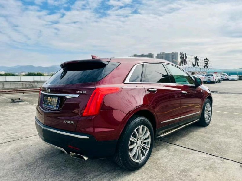 东莞18年凯迪拉克XT57