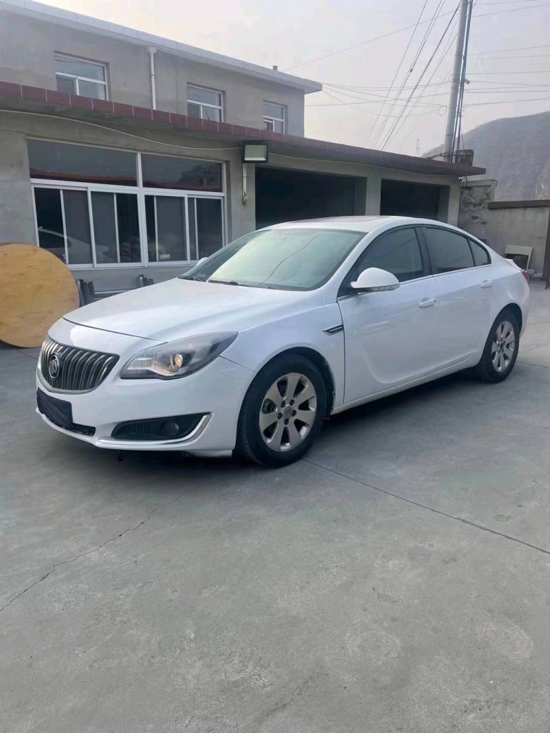 保定15年别克君越2