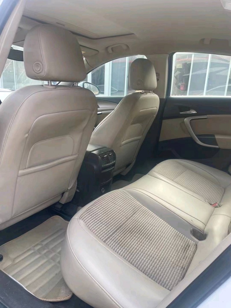 保定15年别克君越7