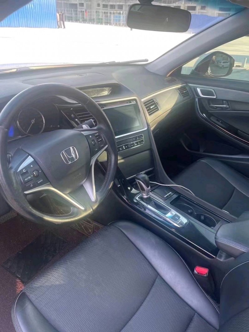 枣庄17年本田思铂睿8