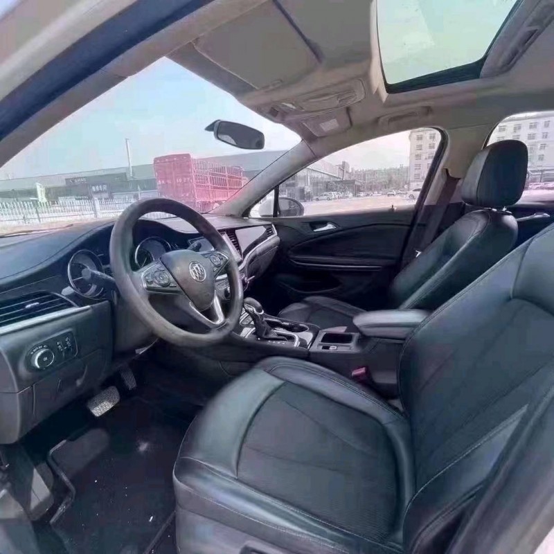 北京16年别克威朗4