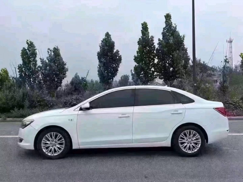 北京15年别克英朗7