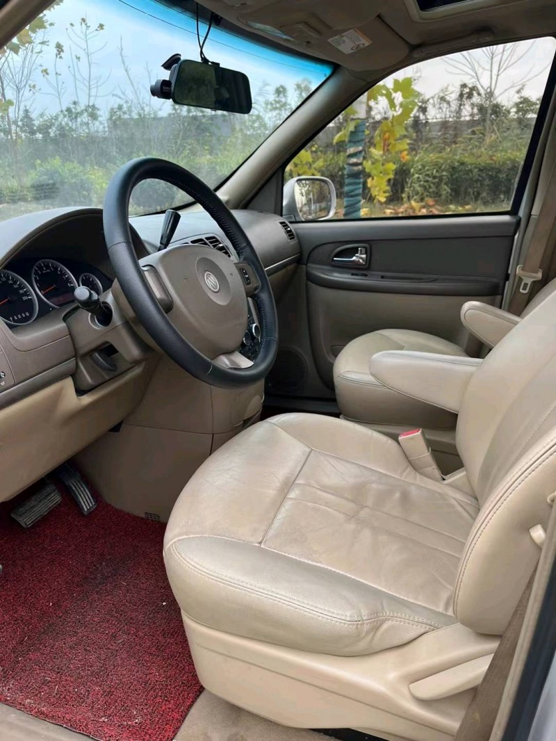 徐州13年别克GL84