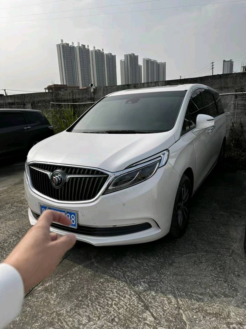 广州18年别克GL83