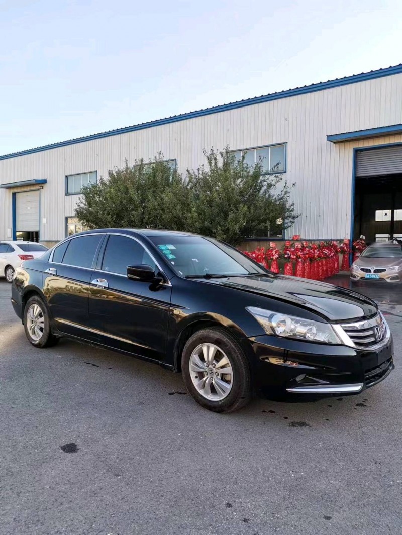 沈阳12年本田雅阁2