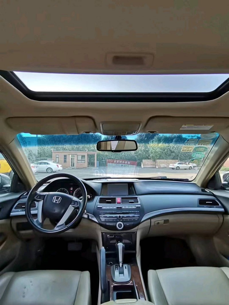 沈阳12年本田雅阁4