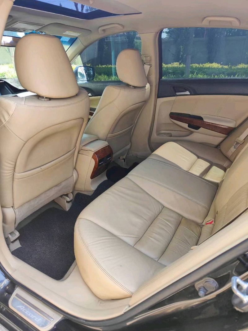 聊城11年本田雅阁4