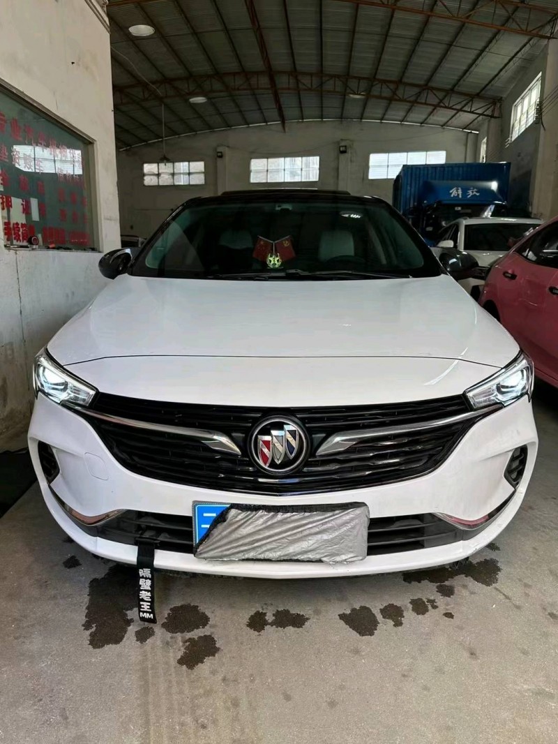 广州21年别克威朗1