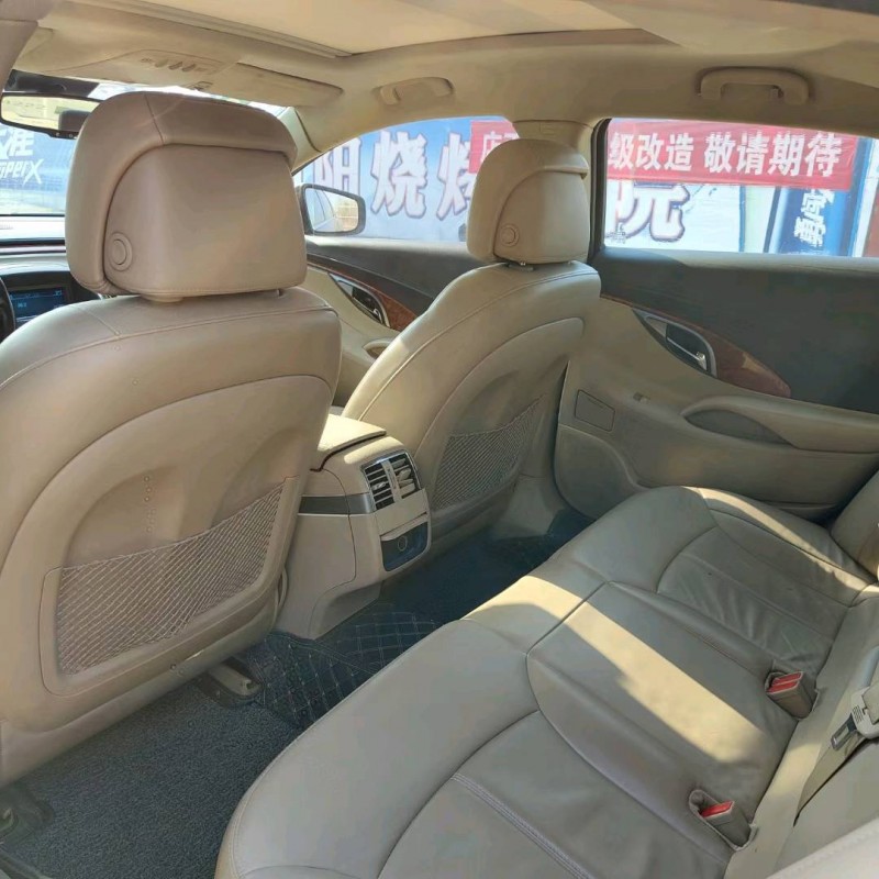 烟台11年别克君越7