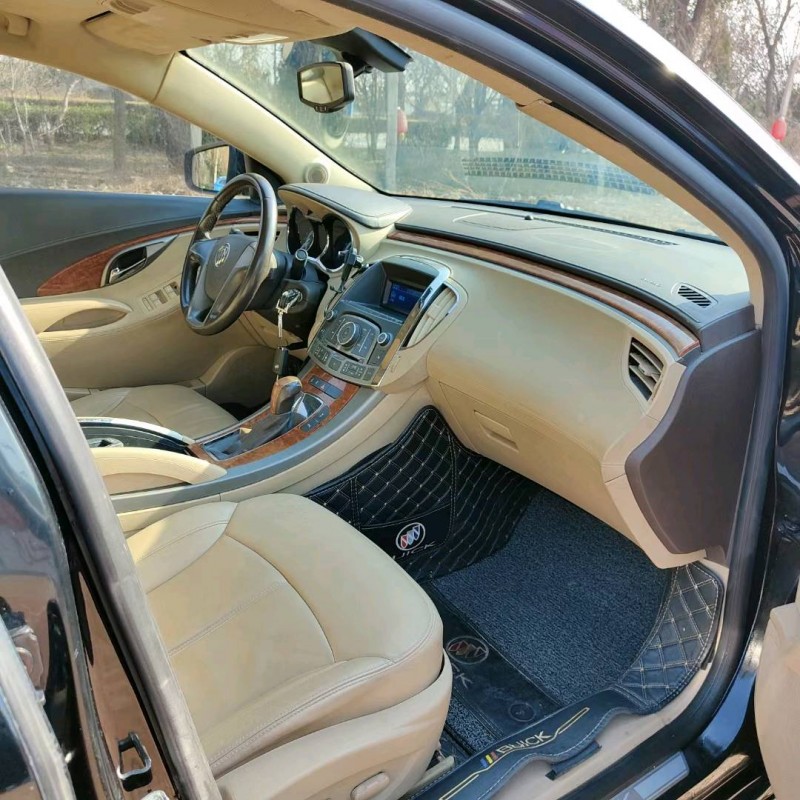 烟台11年别克君越6