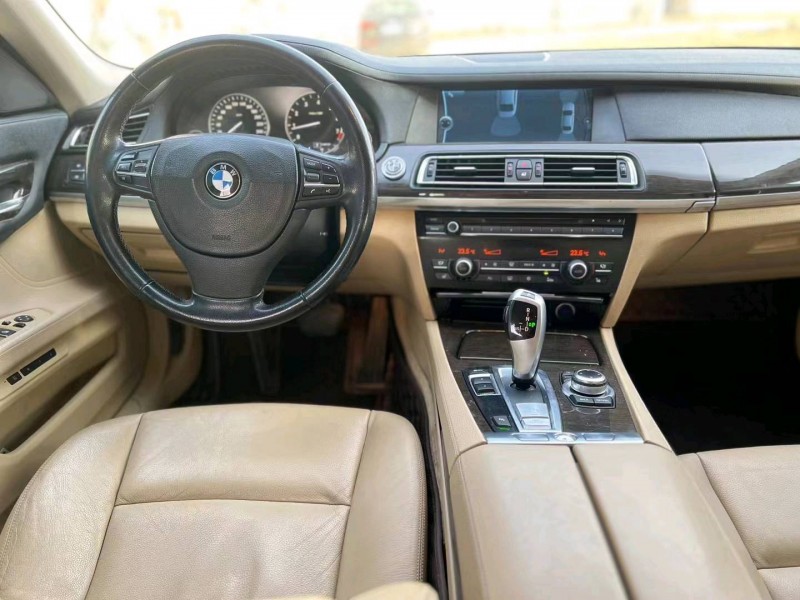 淮南10年宝马7系4